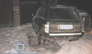 В Ровно неизвестные сожгли элитный автомобиль местного бизнесмена